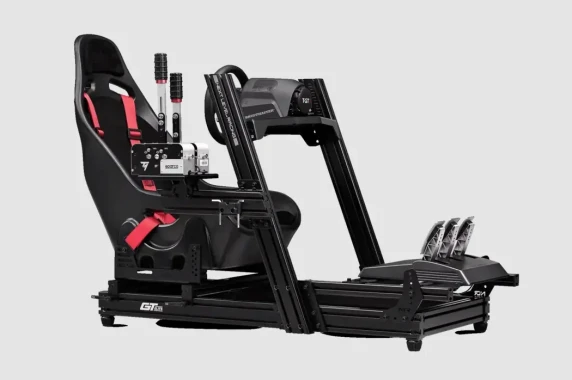 Next Level Racing  |  Alumīnijs; oglekļa tērauds  |  Sacīkšu simulatora kokpits  |  GTElite ratu plāksnes izdevums  |  Melns