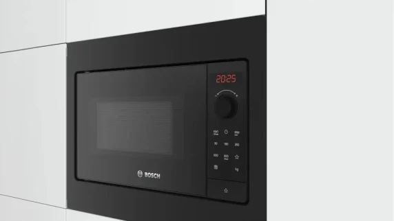 Bosch Microwave  |  BFL523MB4 Series 2  |  Built-in  |  20 L  |  800 W  |  Black