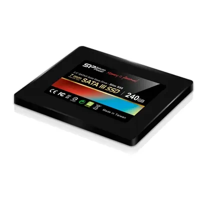 Silicon Power  |  Slim S55  |  240 GB  |  SSD SATA interfeiss  |  Lasīšanas ātrums 550 MB / s  |  Rakstīšanas ātrums 450 MB / s