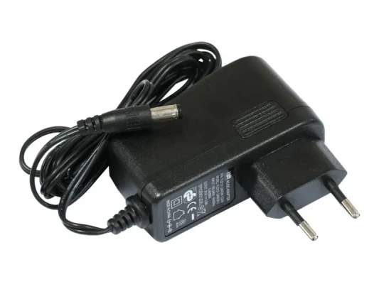 Ethernet maršrutētājs hEX  |  RB750Gr3  |  Nav Wi-Fi  |  Ethernet LAN (RJ-45) porti 5  |  Mesh atbalsts Nav  |  MU-MiMO Nav  |  Nav mobilā platjosla  |  1  |  12 mēneši