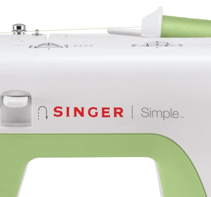 Singer  |  Sewing Machine  |  Simple 3229  |  Number of stitches 31  |  Number of buttonholes 1  |  White / Green