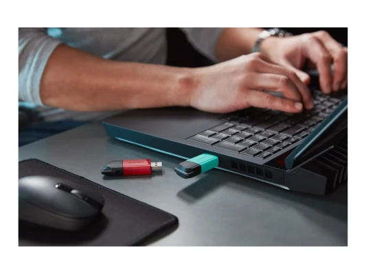 Kingston  |  USB Flash Drive  |  DataTraveler Exodia  |  256 GB  |  USB 3.2 Gen 1  |  Black / Teal
