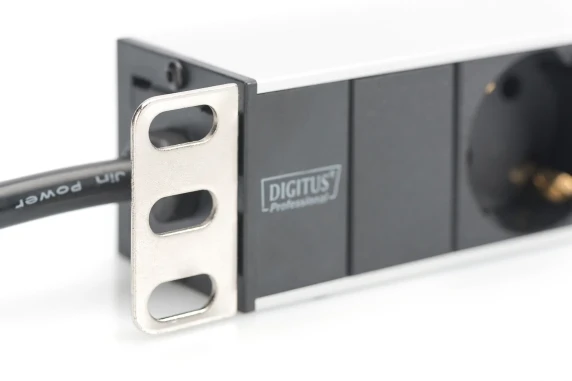 Aluminum outlet strip with 8 safety outlets  |  DN-95401  |  Sockets quantity 8