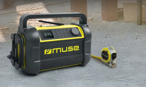 Muse  |  M-928 BTY  |  Радио динамик для рабочего места  |  Водонепроницаемый  |  Bluetooth  |  Черный / Желтый  |  Портативный  |  Беспроводное соединение