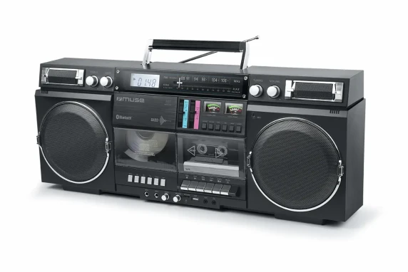 Muse  |  Ghetto Blasters  |  M-380 GB  |  AUX in  |  Bluetooth  |  Cassette deck  |  CD player  |  Black
