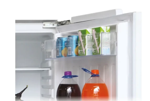 Candy Refrigerator  |  CMLS68EW  |  Energy efficiency class E  |  Built-in  |  Larder  |  Height 82 cm  |  Fridge net capacity 135 L  |  Display  |  39 dB  |  White