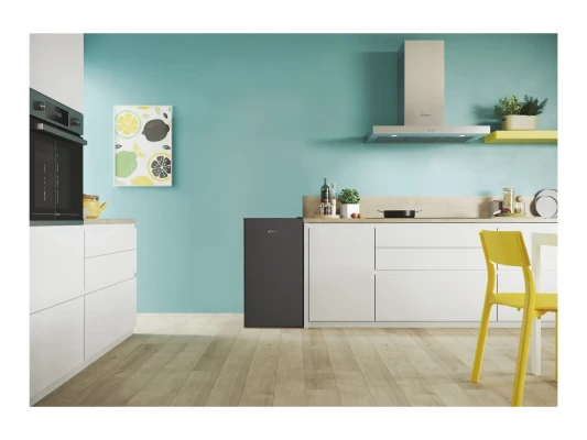 Saldumu galda ledusskapis  |  CHASD4385EBC  |  Enerģijas efektivitātes klase E  |  Brīvi stāvošs  |  Pārtikas ledusskapis  |  Augstums 85 cm  |  Ledusskapja tīrā ietilpība 90 L  |  37 dB  |  Melns