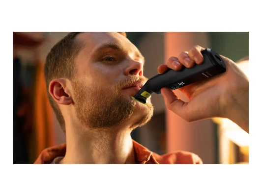 Philips Face and Body Shaver  |  QP6542 / 15 OneBlade Pro 360  |  Operating time (max) 90 min  |  Wet & Dry  |  Lithium Ion  |  Black