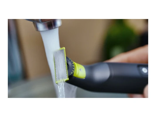Philips Face and Body Shaver  |  QP6542 / 15 OneBlade Pro 360  |  Operating time (max) 90 min  |  Wet & Dry  |  Lithium Ion  |  Black