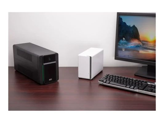 Schneider Electric APC Easy UPS  |  BVX1200LI-GR  |  1200 VA  |  650 W