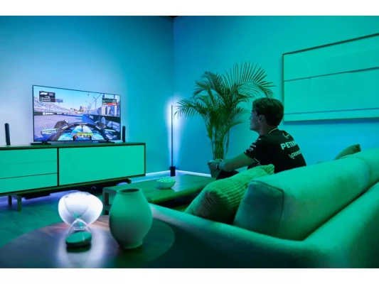 Philips Hue Play HDMI Синхронизирующий Бокс 8K, Черный