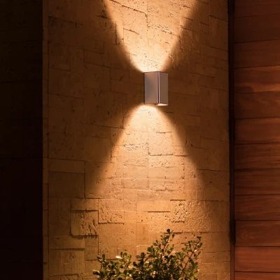 Philips Hue WCA Resonate Outdoor Wall Lantern, Inox  |  8 W  |  2000-6500 Hue White Colour Ambiance