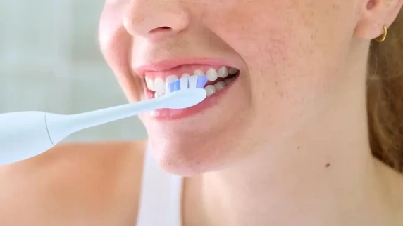 Philips  |  Rezerves zobu sukas galviņas  |  HX6052 / 87 Sonicare Sensitive  |  Galviņas  |  Pieaugušajiem  |  Iekļauto zobu suku galviņu skaits 2  |  Balta