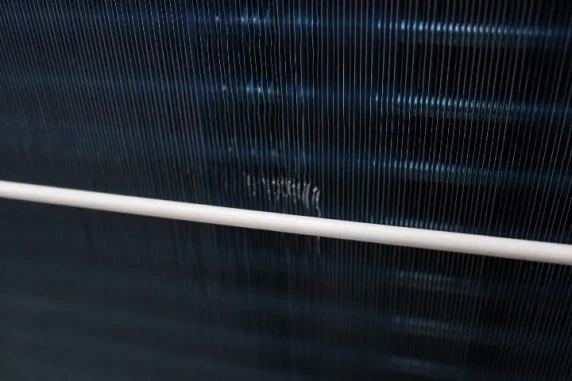 SALE OUT. SALE OUT. Hisense  |  AHW-140HEDS1  |  Hi-Therma 14 kw heat pump Split type Outdoor unit  |  DAMAGED PACKAGING, BENT GRID PARTS
