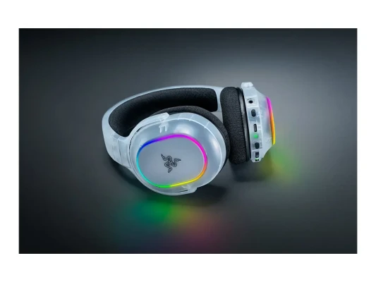 Razer Multi-Platform Spēļu Austiņas  |  Barracuda X Chroma  |  Bluetooth  |  Apsedzošs  |  Mikrofons  |  Bezvadu  |  Phantom White izdevums