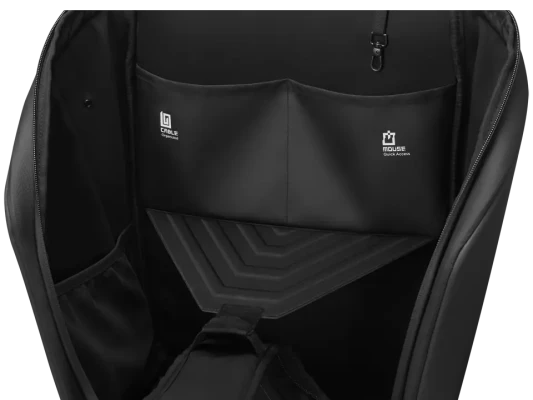 Lenovo Legion Armored Gaming Backpack GB900  |  Подходит для размеров до 16 "  |  Рюкзак  |  Черный  |  Наплечный ремень  |  Водонепроницаемый
