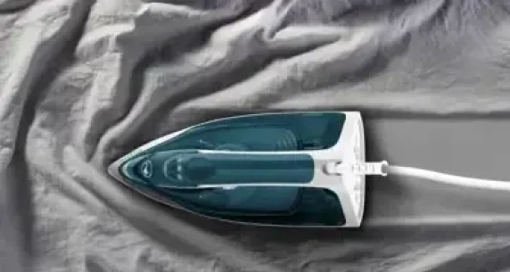 TEFAL  |  FV2839E0  |  Steam Iron  |  2400 W  |  Water tank capacity 270 ml  |  Continuous steam 40 g / min  |  Steam boost performance 185 g / min  |  Blue / White