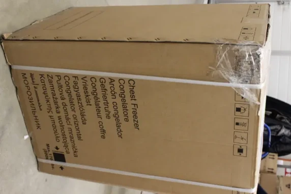 SALE OUT. Candy  |  Freezer  |  CCHH 100E  |  Energy efficiency class E  |  Chest  |  Free standing  |  Height 84.5 cm  |  Total net capacity 97 L  |  White  |  DAMAGED PACKAGING, SCRATCHED ON TOP COVER