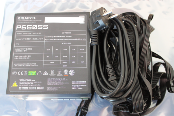 IZPĀRDOŠANA. Gigabyte PSU  |  GP-P650SS GEU1  |  650 W  |  REFURBISHED, WITHOUT ORIGINAL PACKAGING, MANUAL AND ACCESSORIES