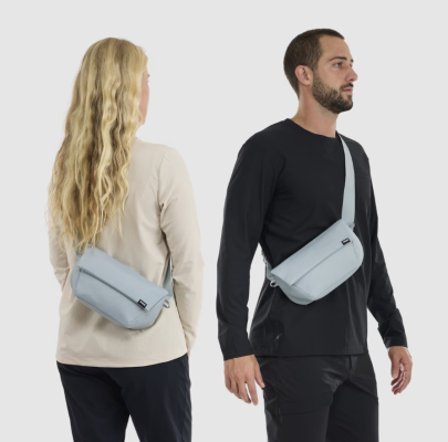 Thule EnRoute Sling Bag 2L - Soft Blue / Darkest Blue  |  Thule