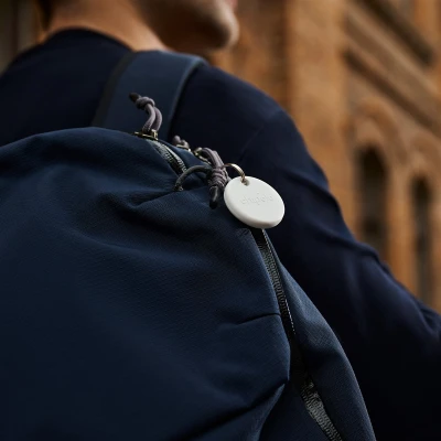 Chipolo POP – Bluetooth Tracker with Replaceable Battery for iOS & Android, White