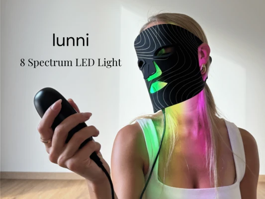 Lunni 7 krāsu LED un tuvā infrasarkanā gaisma silikona LED sejas maska melna
