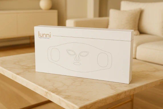 Lunni 7 krāsu LED un tuvā infrasarkanā gaisma silikona LED sejas maska balta