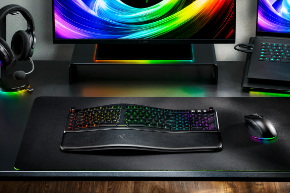 Razer Pro Type Ergo Wireless Split Ergonomic RGB Keyboard,US Layout
