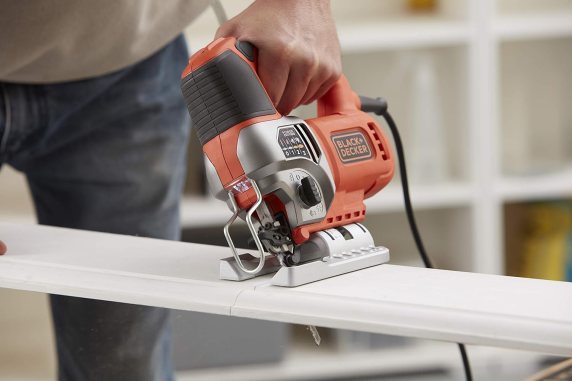 Black&Decker zāģis BES610-QS 650W svārsts