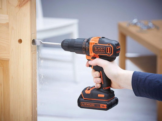 Перфоратор Black&Decker 18V 2G с зарядным устройством 400mA в кейсе BDCHD18K-QW