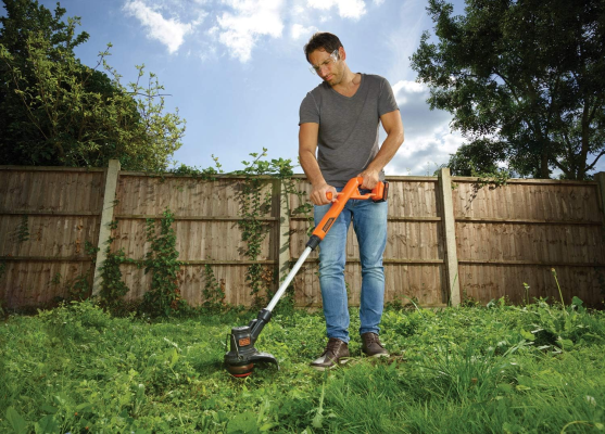 Триммер Black&Decker ST182320-QW 18V 2.0Ah 400mA заряд