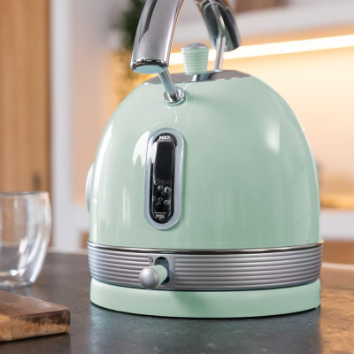 Cecotec Kettle  |  ThermoSense 420 Vintage  |  2200 W  |  Electric  |  1.8 L  |  Stainless steel  |  360° rotational base  |  Light Green