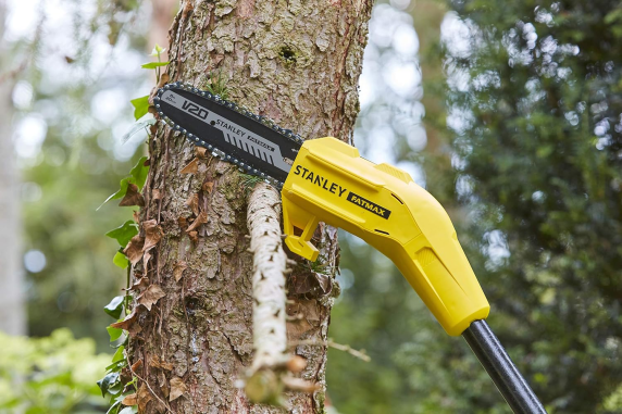 Stanley Cordless Chain Saw  |  SFMCPS620M1-QW  |  18 V  |  4 Ah  |  Lithium-ion technology