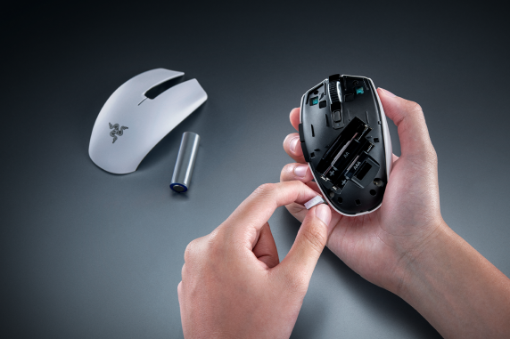 Razer Orochi V2  |  Gaming Mouse  |  White  |  2.4 GHz, Bluetooth