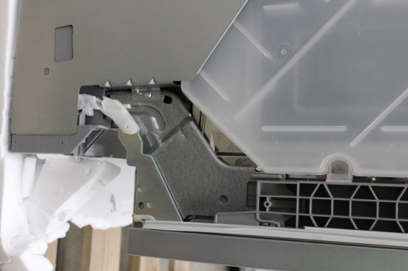 SALE OUT.  |  SALE OUT. Dishwasher  |  SMV4EMX71S  |  Built-in  |  Width 60 cm  |  Number of place settings 14  |  Number of programs 6  |  Energy efficiency class B  |  Display  |  AquaStop function  |  White  |  DAMAGED PACKAGING