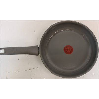 SALE OUT. Tefal C4260443 Renewal 24 cm Grey Induction Frypan  |  TEFAL Pan  |  C4260443  |  Frying  |  Diameter 24 cm  |  Suitable for induction hob  |  Fixed handle  |  Grey  |  DAMAGED PAINT