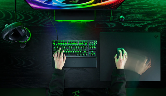 Razer Atlas Pro Ultra-Thin Glass Gaming Mouse Mat  |  Black