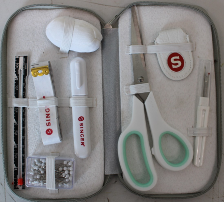 РАСПРОДАЖА.  |  Singer Premium Sewing Kit  |  Mint  |  24 month(s)  |  УПАКОВКА С ПОВРЕЖДЕНИЯМИ, ГРЯЗНЫЕ ЧАСТИ