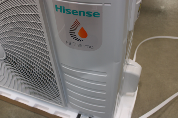 РАСПРОДАЖА. Hisense Hi-Therma 6 кВт тепловой насос Сплит-тип Наружный блок  |  Hisense AHW-060HCDS1  |  Hi-Therma 6 кВт тепловой насос Сплит-тип Наружный блок  |  УПАКОВКА С ПОВРЕЖДЕНИЯМИ И СКОРЕПЛЕННЫЙ КОРПУС