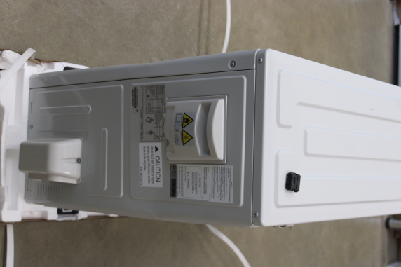 РАСПРОДАЖА. Hisense Hi-Therma 6 кВт тепловой насос Сплит-тип Наружный блок  |  Hisense AHW-060HCDS1  |  Hi-Therma 6 кВт тепловой насос Сплит-тип Наружный блок  |  УПАКОВКА С ПОВРЕЖДЕНИЯМИ И СКОРЕПЛЕННЫЙ КОРПУС