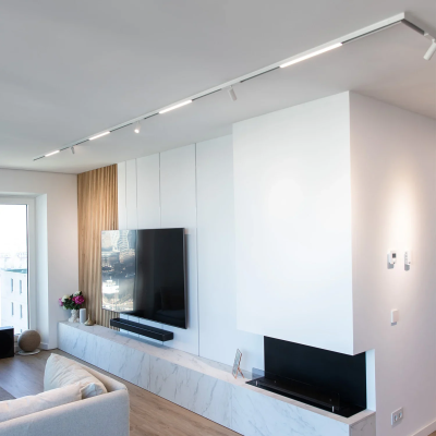 Recessed flush mounting 2m rail for magnetic track lighting system