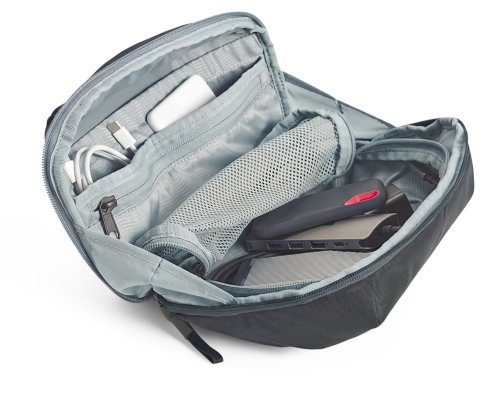 Thule Travel Kit  |  EnRoute  |  Toiletry  |  Darkest Blue