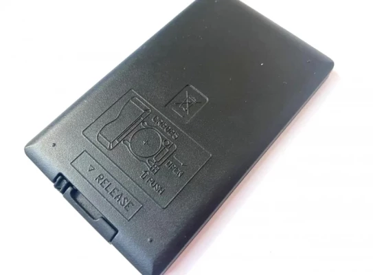 Divkrāsainas LED lentes kontrolieris ar pulti CT 24 pogas 12V-24V